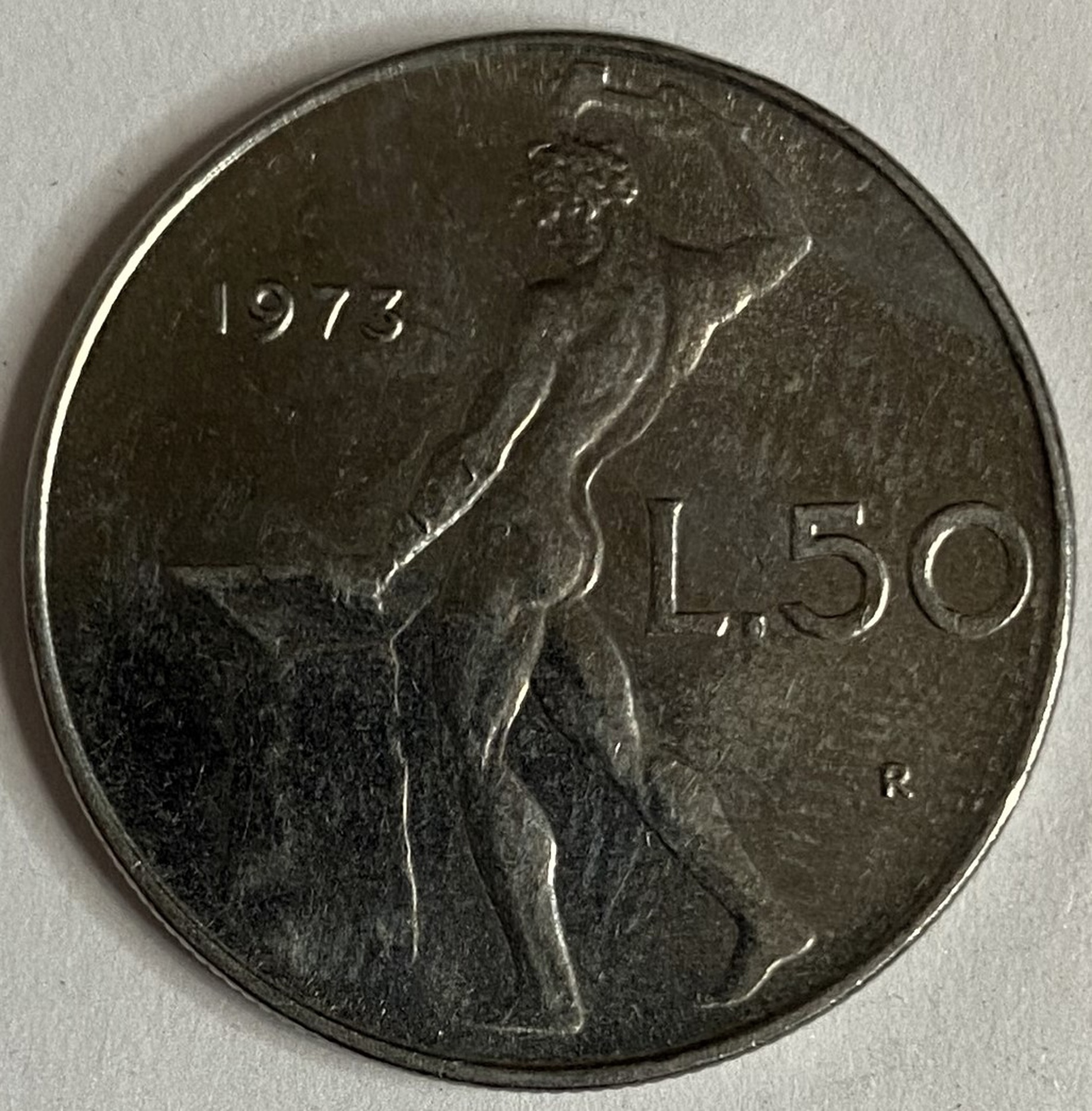 Иностранная монета Италия 50 Лир 1973 год Лира