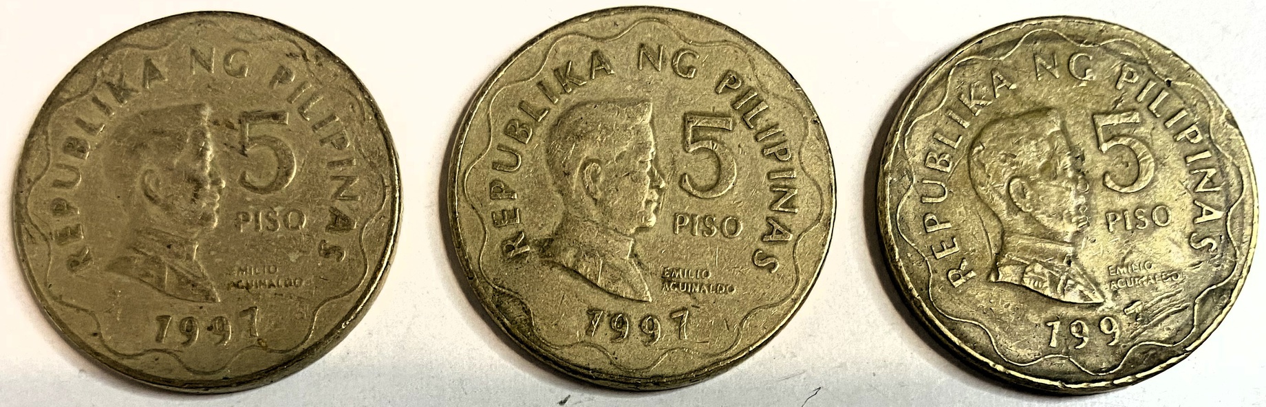 Иностранная монета Филиппины 5 писо 1997 год