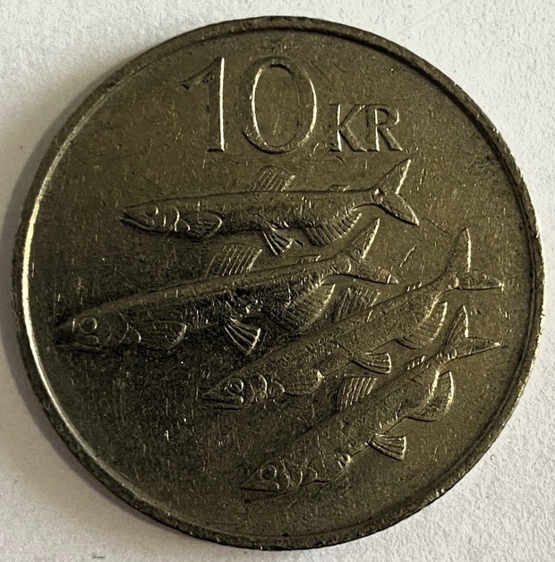 Иностранная монета 10 крон Исландия 1987 год
