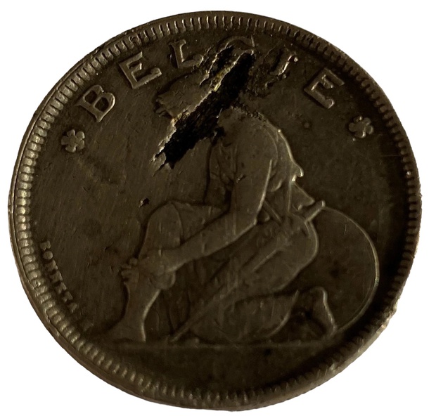 Иностранная монета 2 франка Бельгия 1923 год