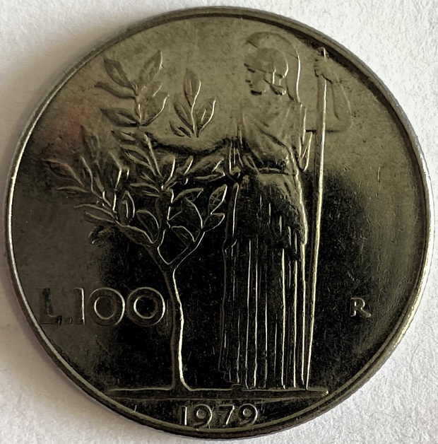 Иностранная монета Италия 100 лир 1979 год Лира