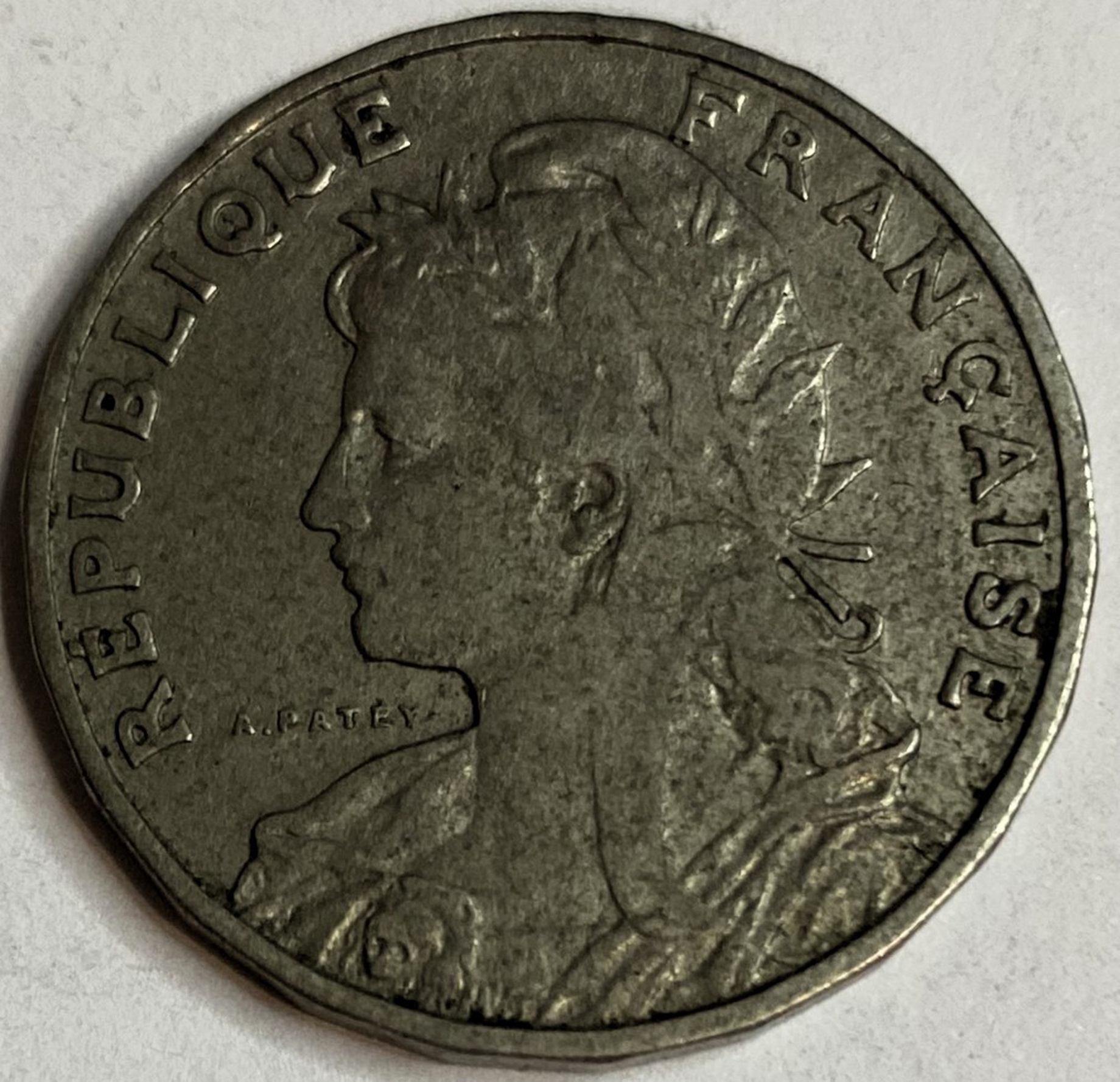 Иностранная монета 25 сантимов Франция 1904 год