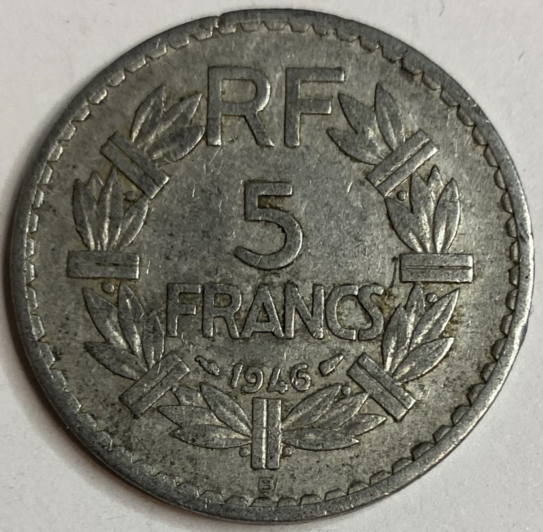Иностранная монета 5 франков Франция 1946 год
