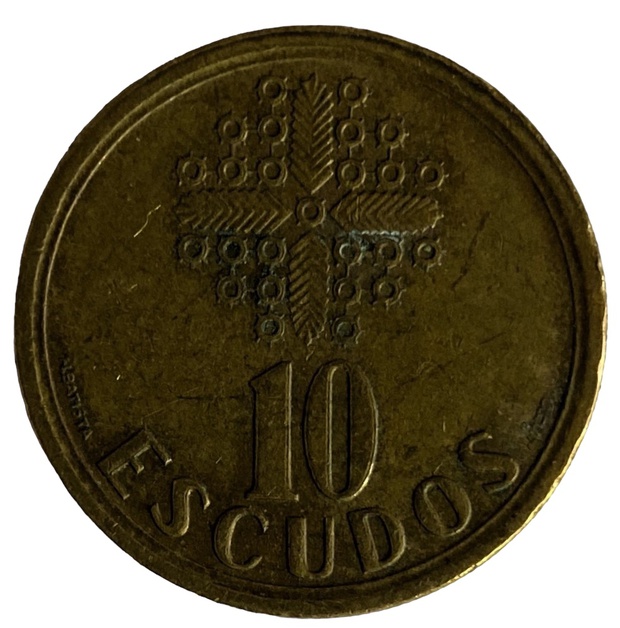 Иностранная монета 10 Эскудо Португалия 1997 год