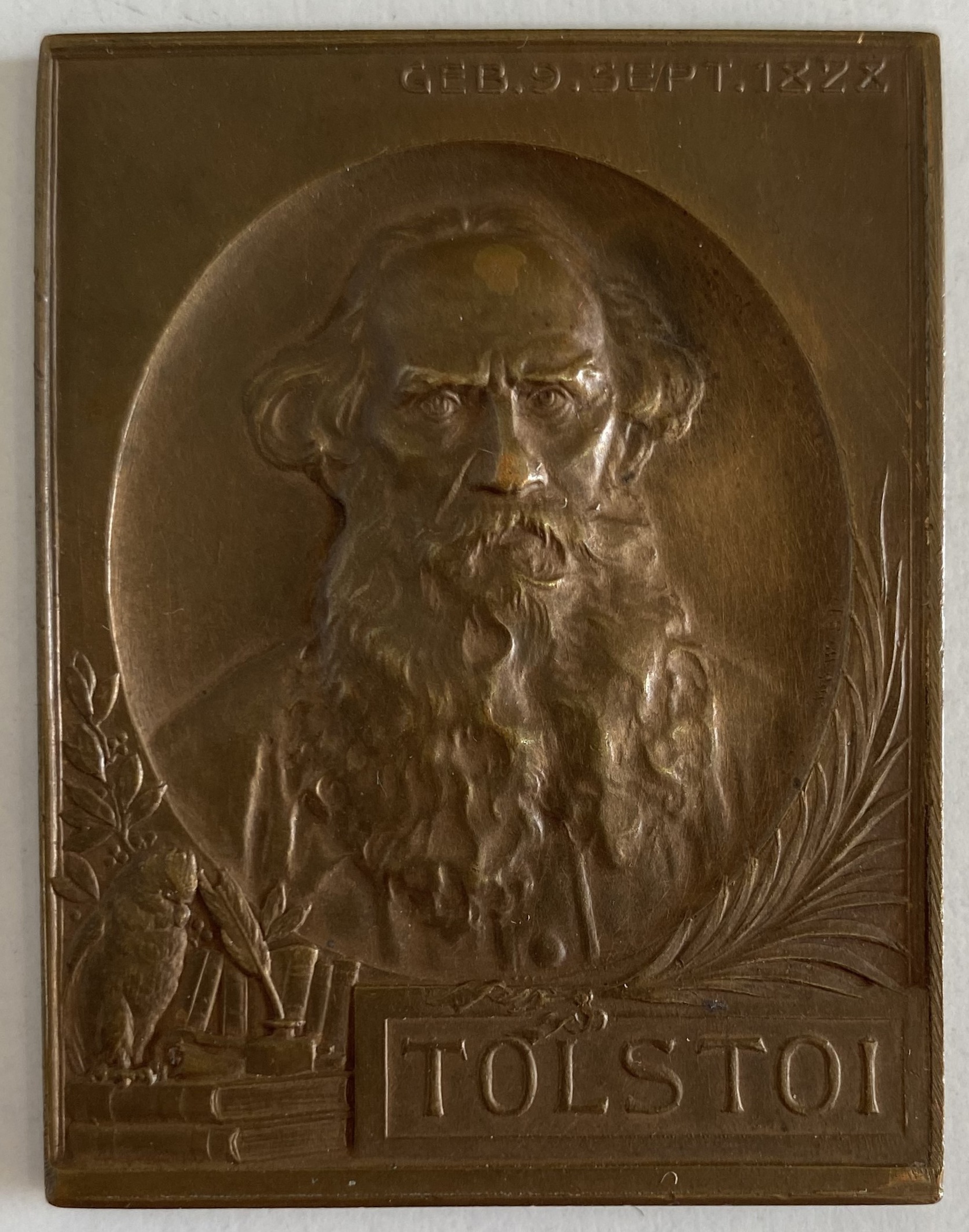 Медаль настольная плакетка плакета смерть Л. Н. Толстого 1910 год Дьяков 1488.4