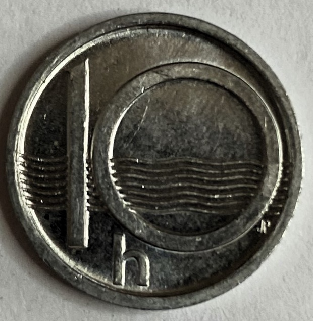 Иностранная монета 10 геллеров 1999 год Чехия