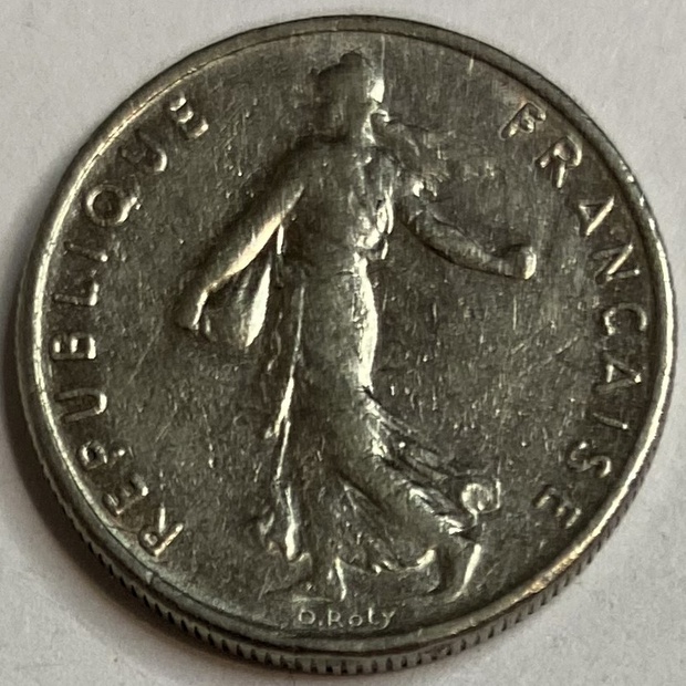 Иностранная монета 1/2 франка Франция 1967 год